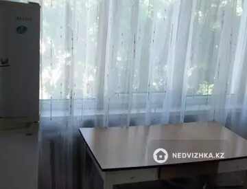 1-комнатная квартира, этаж 3 из 5, 35 м², На длительный срок