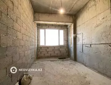 2-комнатная квартира, этаж 7 из 12, 71 м²