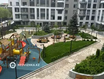 2-комнатная квартира, этаж 3 из 7, 85 м²