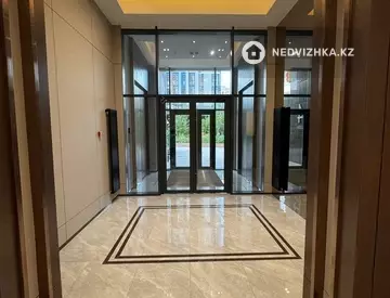2-комнатная квартира, этаж 8 из 22, 79 м²