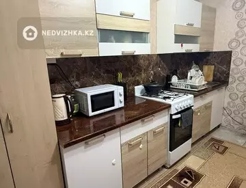 2-комнатная квартира, этаж 1 из 3, 54 м², миниатюра 7