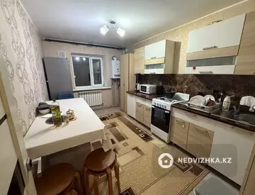 2-комнатная квартира, этаж 1 из 3, 54 м², миниатюра 9