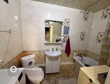 2-комнатная квартира, этаж 1 из 3, 54 м², миниатюра 11
