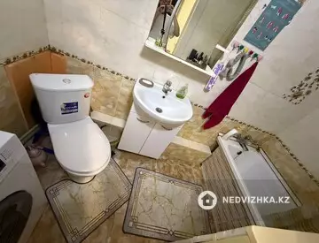 2-комнатная квартира, этаж 1 из 3, 54 м², миниатюра 10