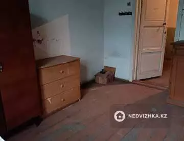 3-комнатная квартира, этаж 2 из 2, 59 м²