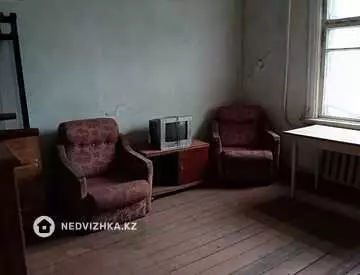 3-комнатная квартира, этаж 2 из 2, 59 м²