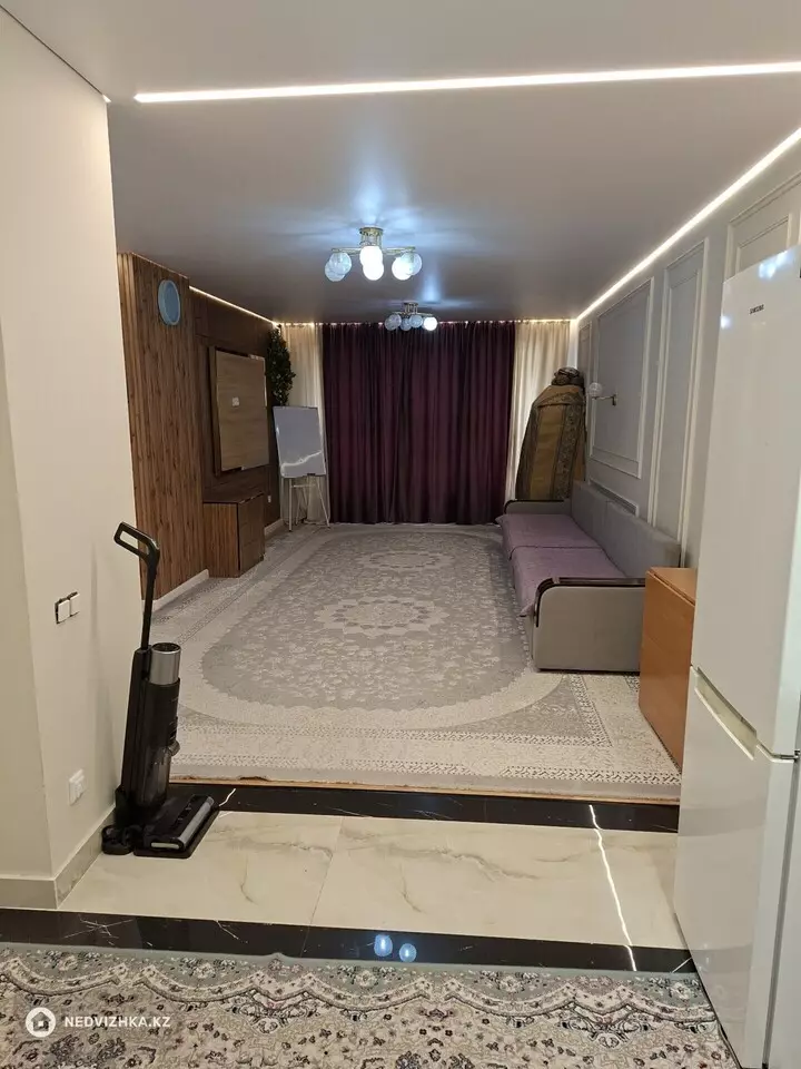 3-комнатная квартира, этаж 2 из 9, 70 м²