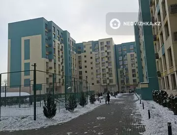 3-комнатная квартира, этаж 2 из 9, 70 м², миниатюра 6