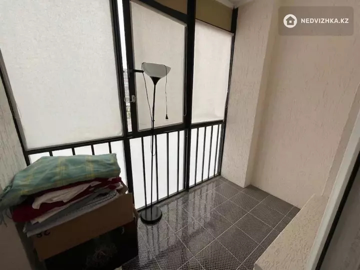 3-комнатная квартира, этаж 4 из 9, 94 м², фотография 5