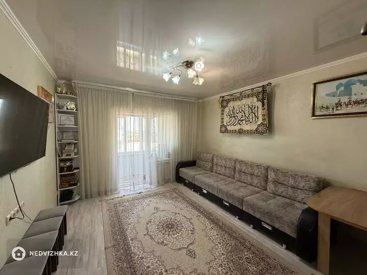 2-комнатная квартира, этаж 10 из 13, 45 м²