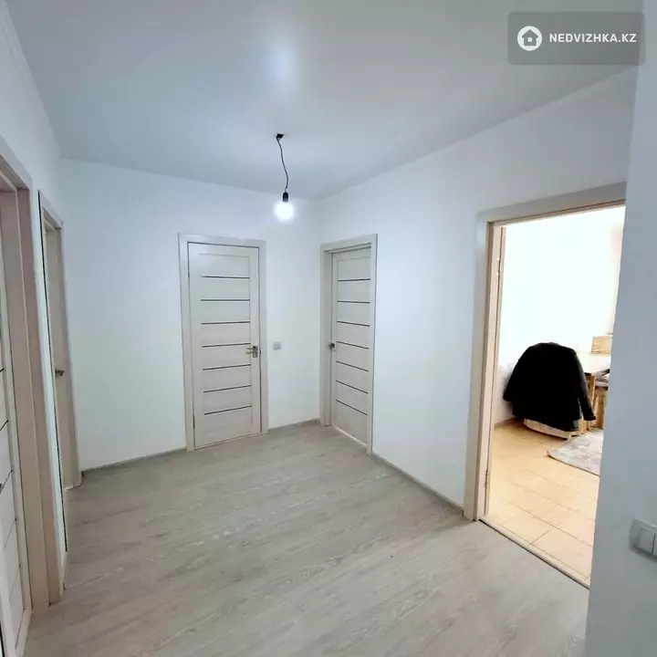 3-комнатная квартира, этаж 6 из 10, 100 м², На длительный срок, фотография 5