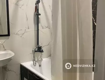 1-комнатная квартира, этаж 9 из 9, 24 м², миниатюра 5