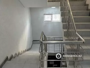 1-комнатная квартира, этаж 2 из 7, 44 м², миниатюра 2