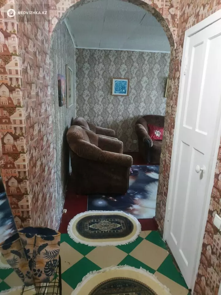 2-комнатная квартира, этаж 5 из 5, 45 м², фотография 4