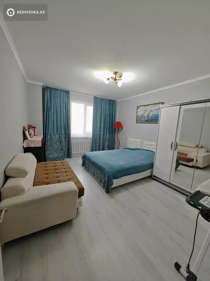 3-комнатная квартира, этаж 4 из 9, 120 м²