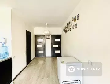 3-комнатная квартира, этаж 8 из 10, 124 м²