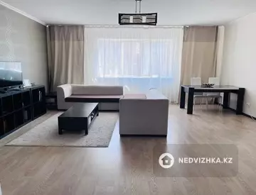 3-комнатная квартира, этаж 8 из 10, 124 м²