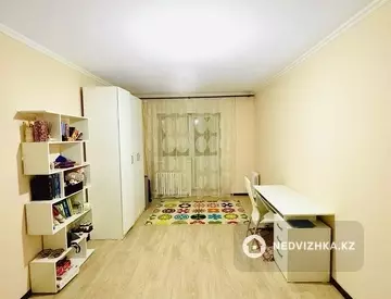 3-комнатная квартира, этаж 8 из 10, 124 м²
