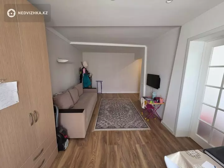 1-комнатная квартира, этаж 4 из 5, 31 м²