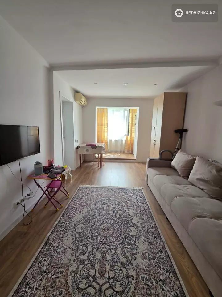1-комнатная квартира, этаж 4 из 5, 31 м², фотография 2