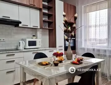 1-комнатная квартира, этаж 11 из 12, 40 м², Посуточно, миниатюра 5