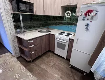 1-комнатная квартира, этаж 4 из 5, 32 м², миниатюра 10