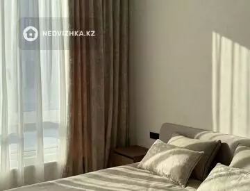 4-комнатная квартира, этаж 2 из 3, 160 м², миниатюра 8