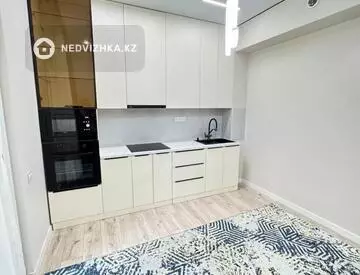 2-комнатная квартира, этаж 1 из 16, 45 м², миниатюра 2