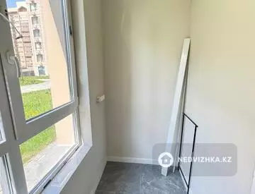 2-комнатная квартира, этаж 1 из 16, 45 м², миниатюра 10