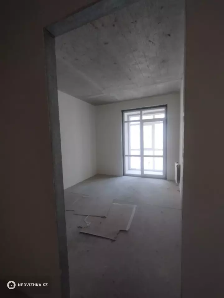 3-бөлмелі пәтер, қабат 7 барлық қабат саны 9, 95 м²