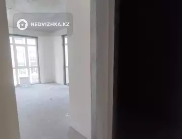 3-комнатная квартира, этаж 7 из 9, 95 м², миниатюра 12
