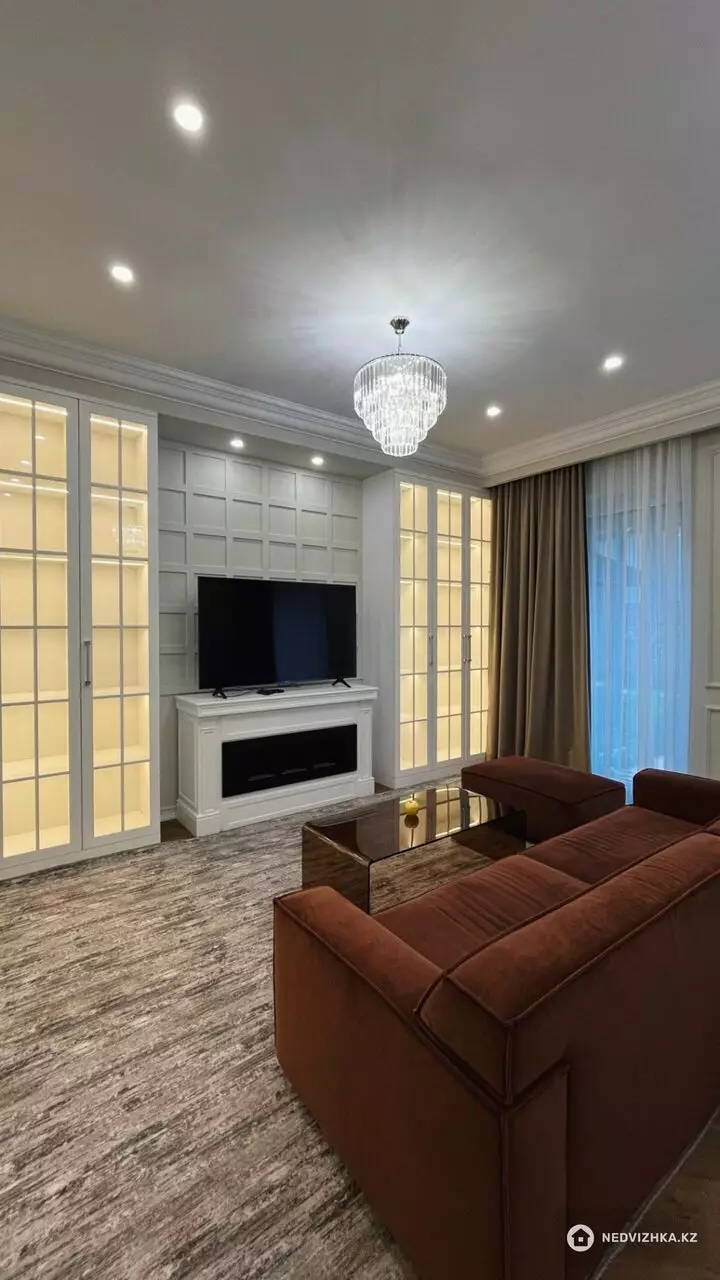 3-бөлмелі пәтер, қабат 1 барлық қабат саны 3, 100 м²