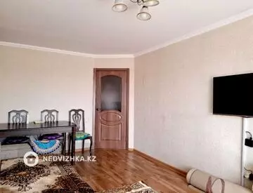 2-комнатная квартира, этаж 3 из 6, 54 м², миниатюра 1