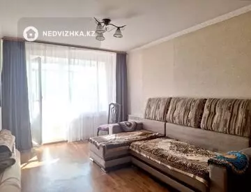 2-комнатная квартира, этаж 3 из 6, 54 м², миниатюра 2
