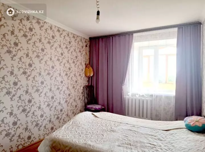 2-комнатная квартира, этаж 3 из 6, 54 м², фотография 4