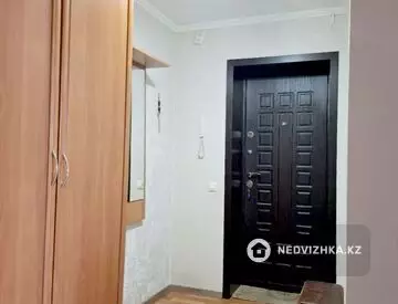 2-комнатная квартира, этаж 3 из 6, 54 м², миниатюра 11