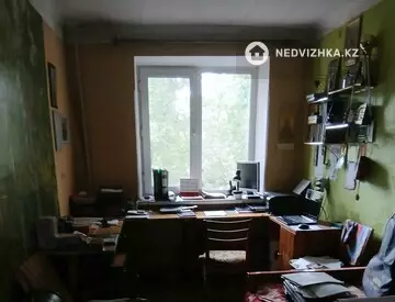 3-комнатная квартира, этаж 4 из 4, 58 м²