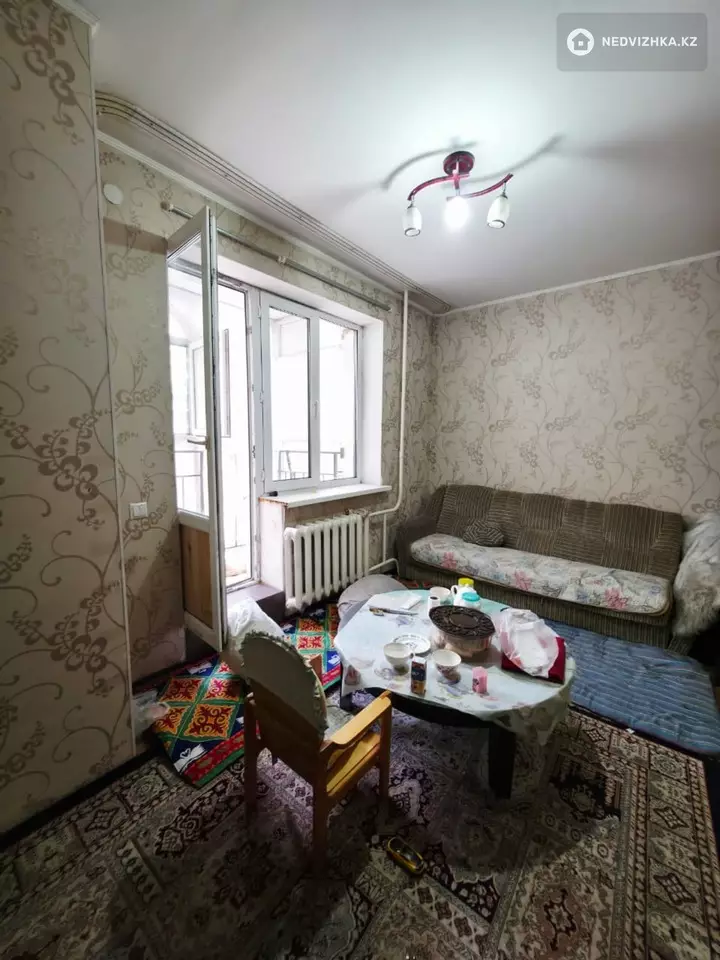 2-комнатная квартира, этаж 2 из 9, 54 м², фотография 2