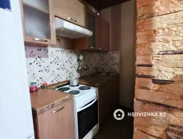 2-комнатная квартира, этаж 2 из 9, 54 м², миниатюра 6