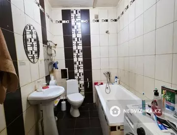 2-комнатная квартира, этаж 2 из 9, 54 м², миниатюра 10