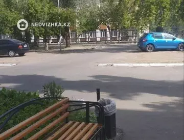 2-комнатная квартира, этаж 1 из 5, 44 м², миниатюра 2