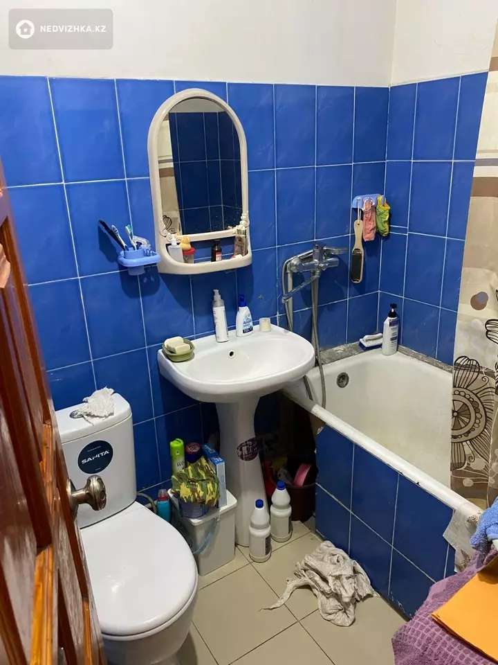 2-комнатная квартира, этаж 4 из 5, 45 м², фотография 3