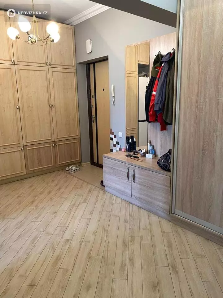 2-комнатная квартира, этаж 13 из 15, 56 м², На длительный срок, фотография 5