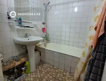 2-комнатная квартира, этаж 4 из 5, 53 м², миниатюра 8