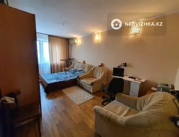 2-комнатная квартира, этаж 4 из 5, 53 м², миниатюра 6