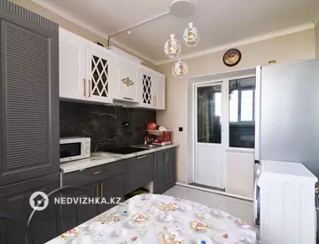 4-комнатная квартира, этаж 3 из 5, 89 м², миниатюра 9