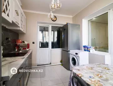 4-комнатная квартира, этаж 3 из 5, 89 м², миниатюра 10