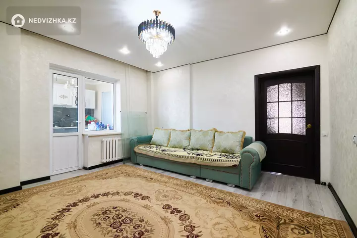 4-комнатная квартира, этаж 3 из 5, 89 м², фотография 3