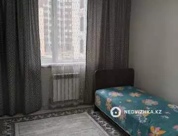 3-комнатная квартира, этаж 3 из 12, 70 м², На длительный срок