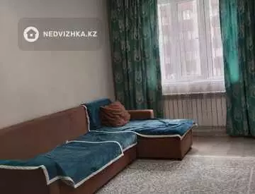 3-комнатная квартира, этаж 3 из 12, 70 м², На длительный срок